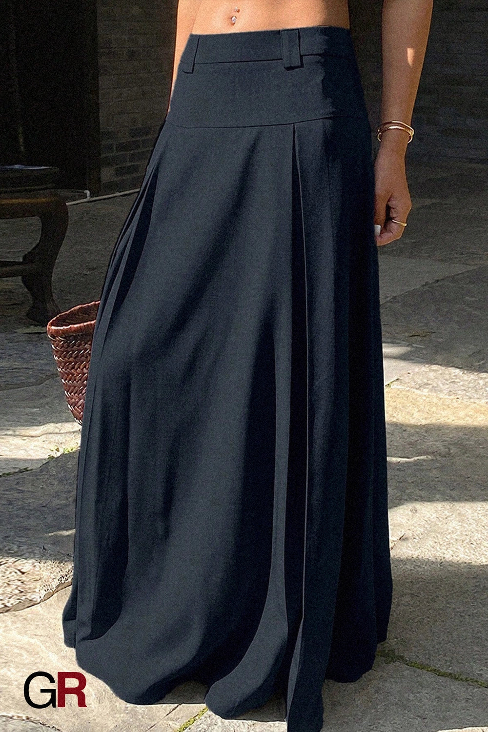 Noir Colonnade Pleat Maxi