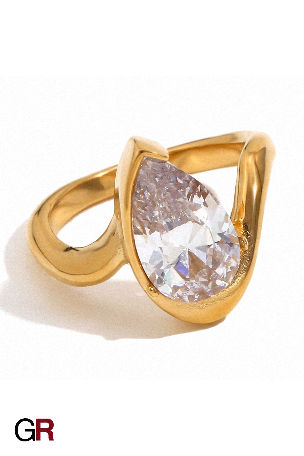 “GlamoROZ Aureole Doré Teardrop Open Band Ring Jewelry open-band gold plated detail close-up”