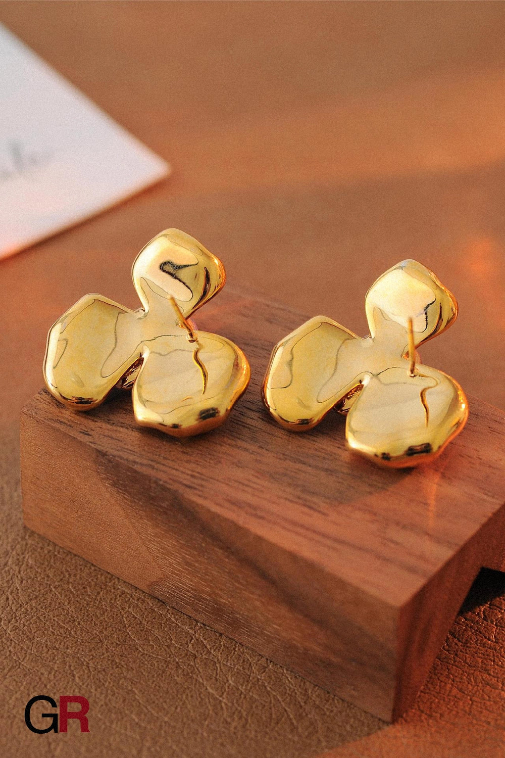 Orchidée Royale Earrings