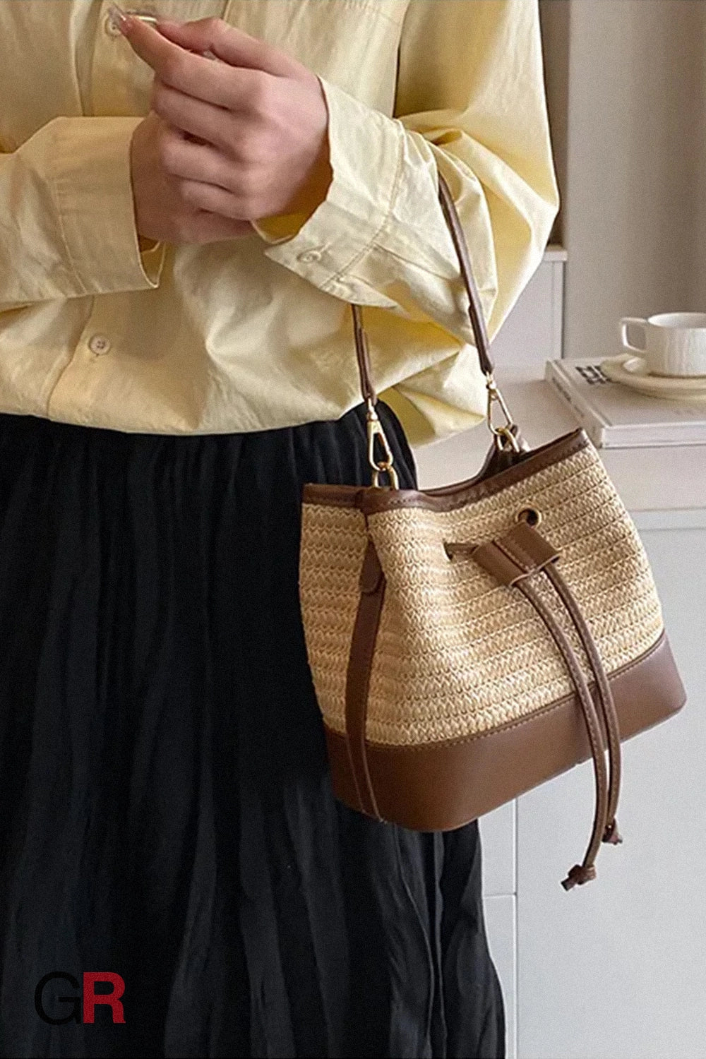 Woven Straw Women's Crossbody Portable Bucket Bag