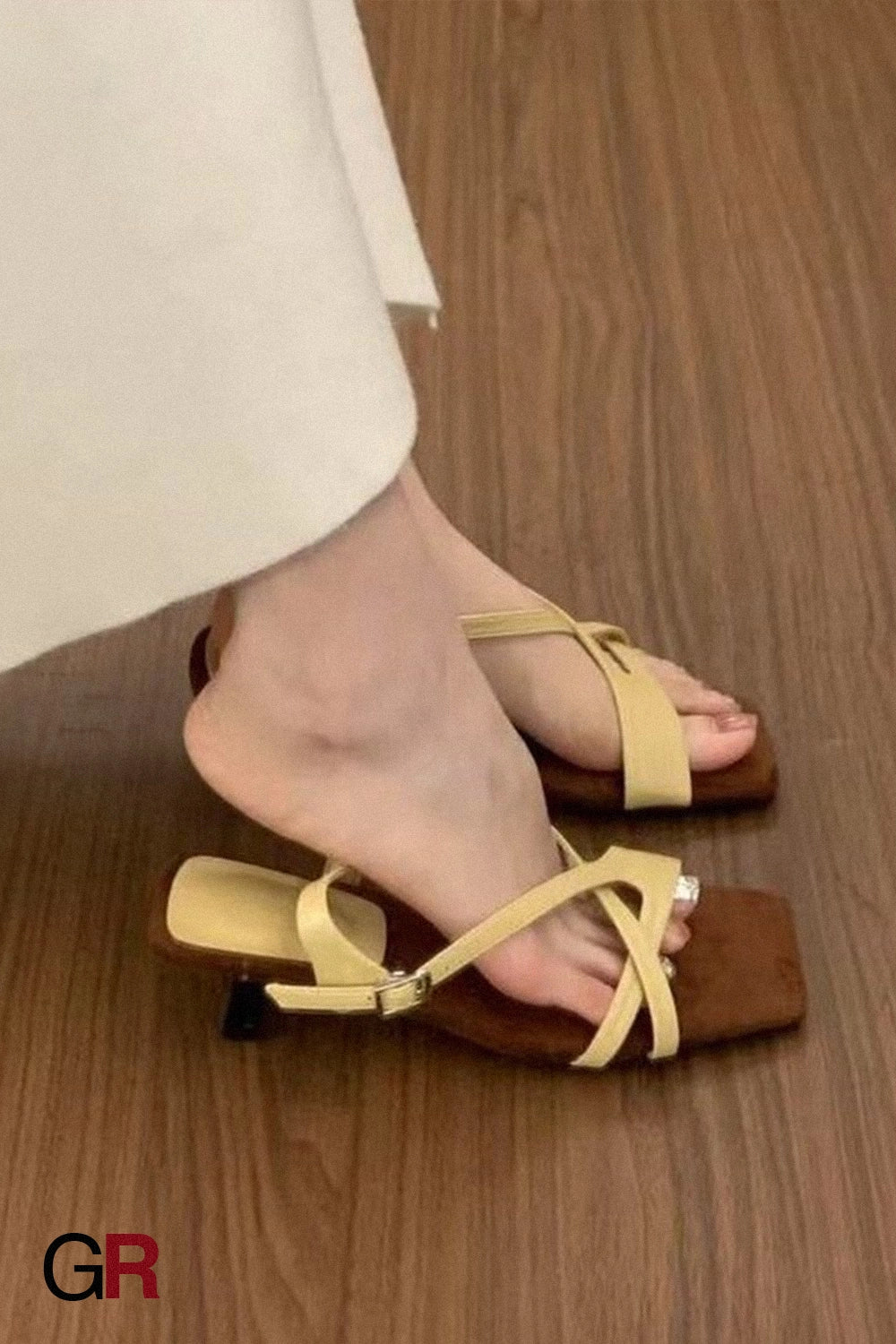 Léonie Minimalist Sandals