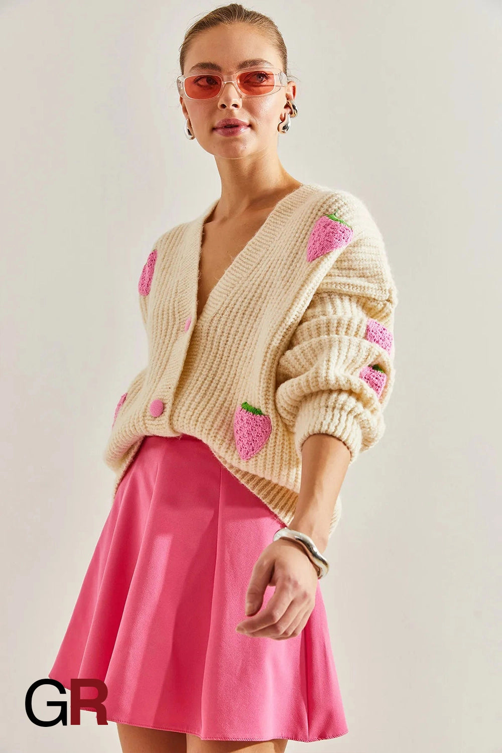 Elegant V-neck Beige Decorative Cardigan Sweater - GlamoROZ