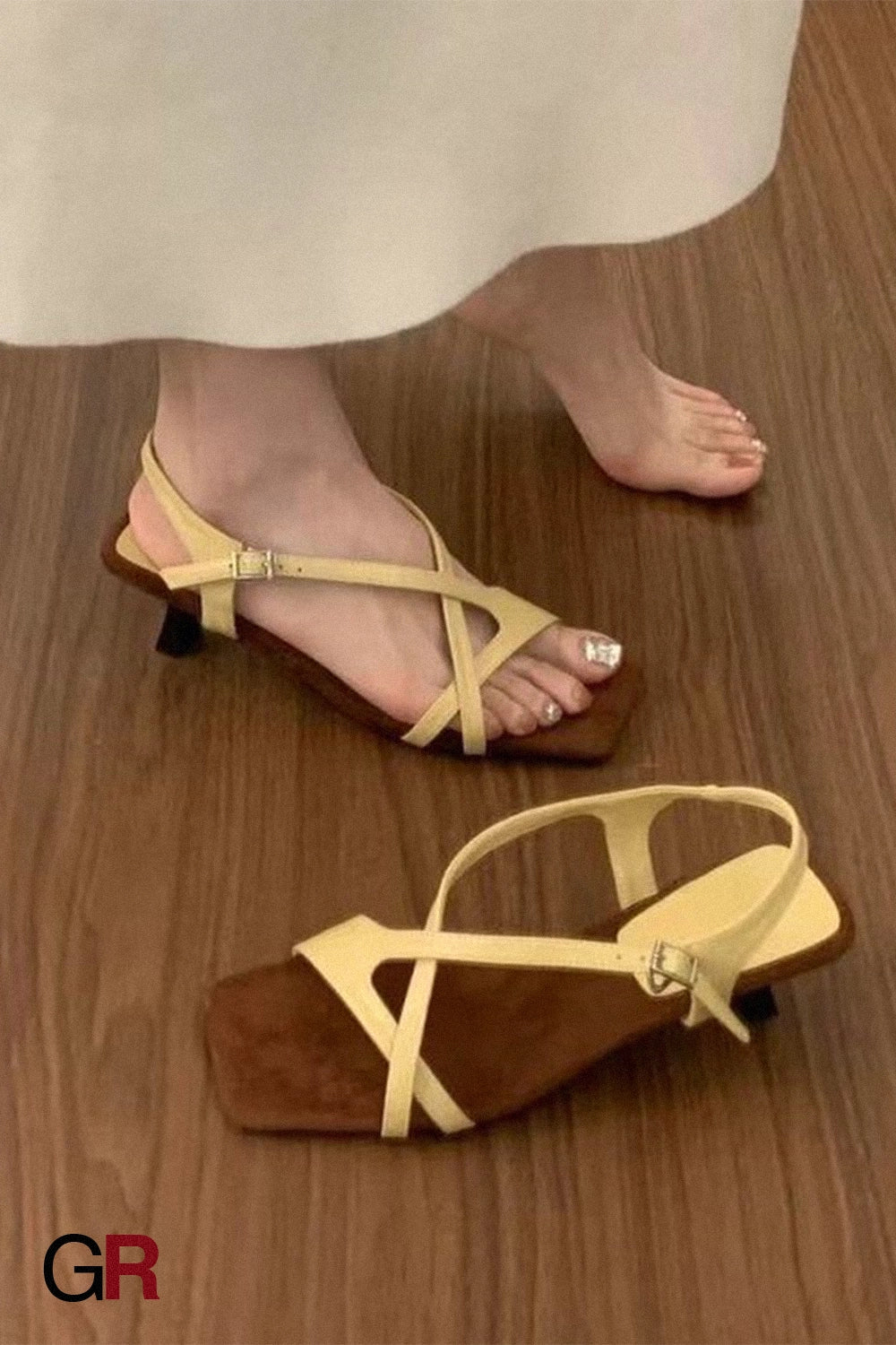 Léonie Minimalist Sandals