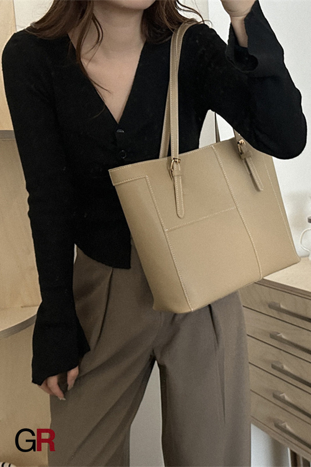 Simple Commute Large Capacity Women's Hand-carrying Underarm Bag
