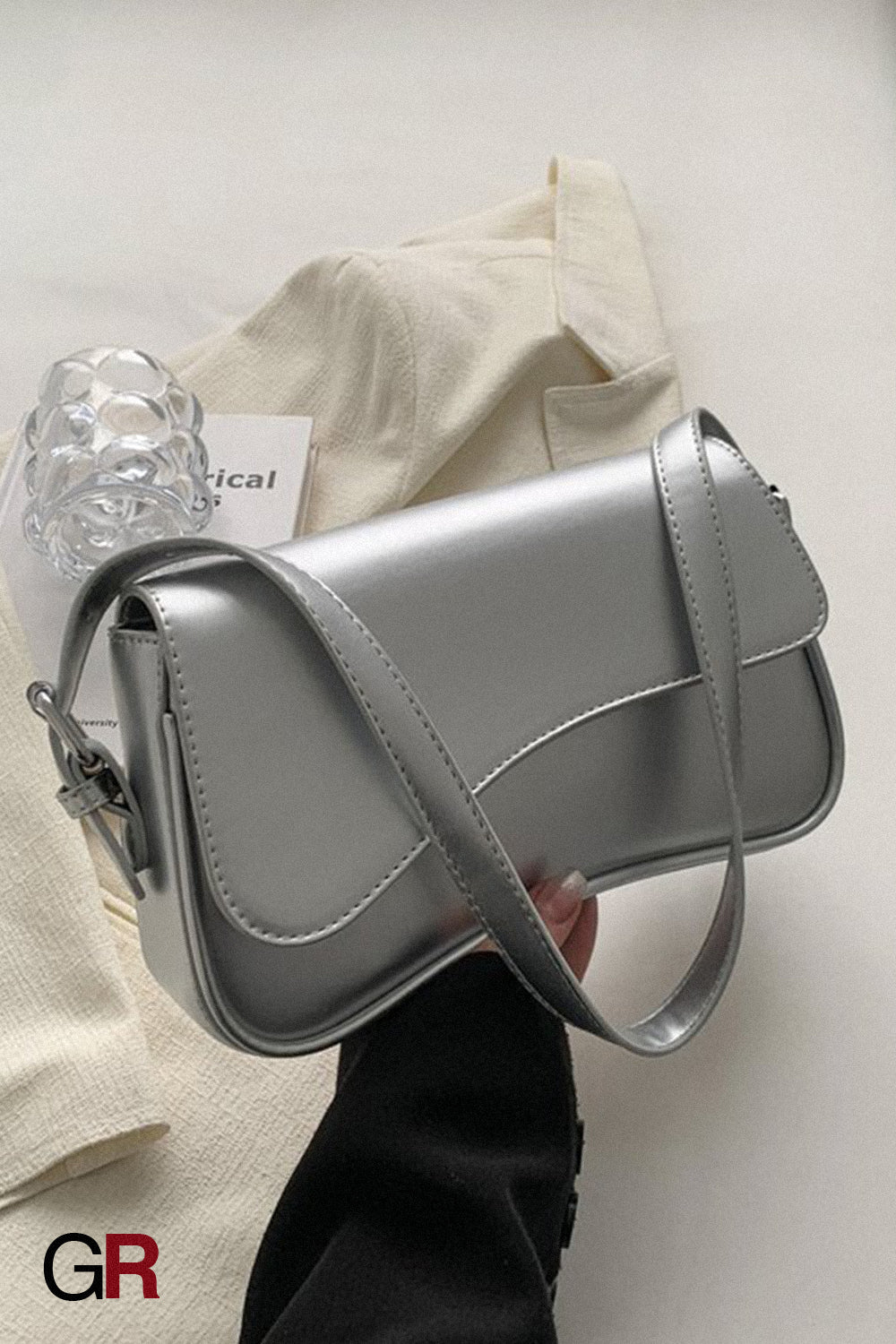 Fashion Simple New Flip Magnetic Buckle Shoulder Bag