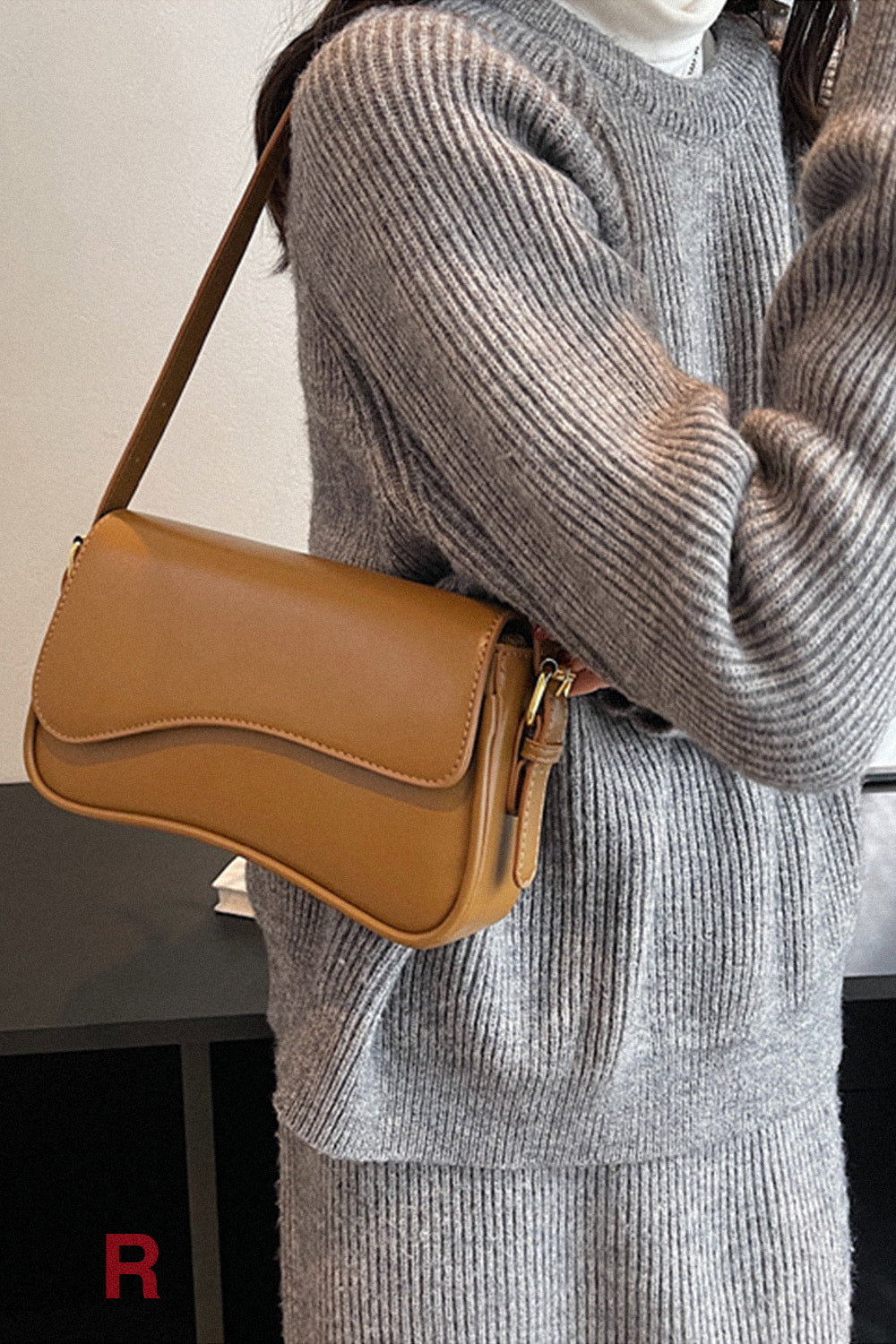 Fashion Simple New Flip Magnetic Buckle Shoulder Bag