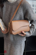 Fashion Simple New Flip Magnetic Buckle Shoulder Bag