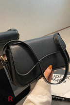 Fashion Simple New Flip Magnetic Buckle Shoulder Bag